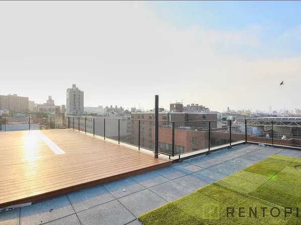 276 Nostrand Avenue image 10 of 15