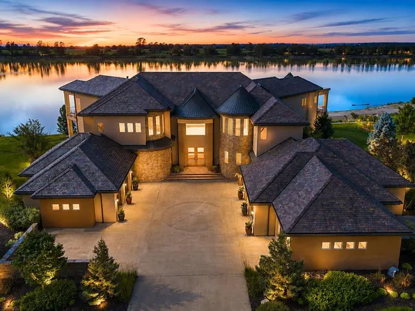 500 Bayhill Cir, Dakota Dunes, SD 57049