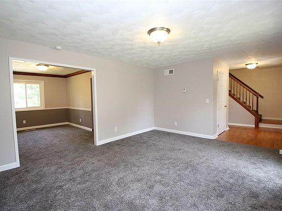 4th image of 6415 N Tammarack Ln