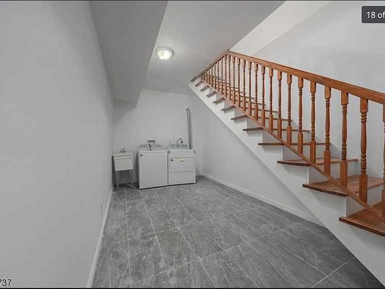 64 Mountainview Ave — Photo 7