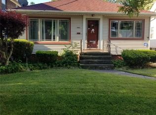 1005 Spring Rd, Cleveland, OH 44109