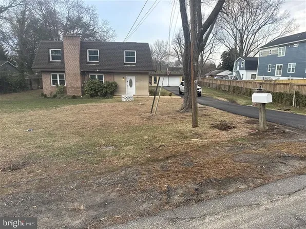 6309 Steinway St, Alexandria, VA 22315