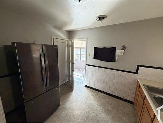 3rd image of 8708 Kendale Dr
