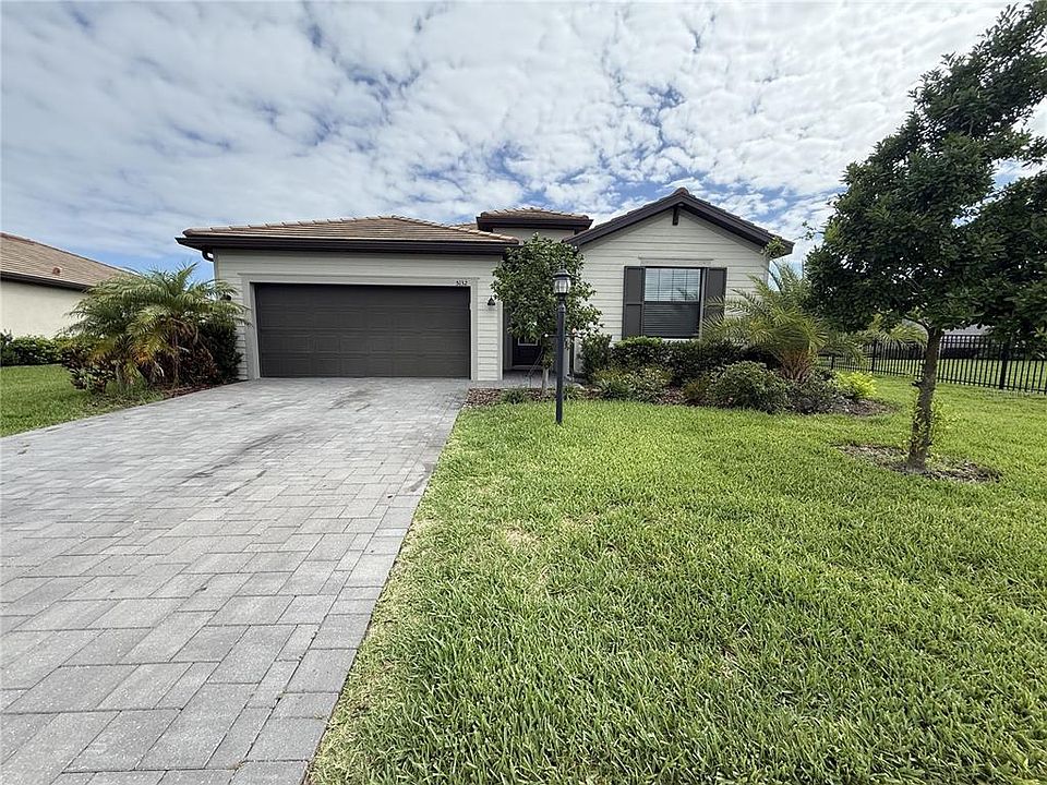 1st image of 5132 Coral Reef Way