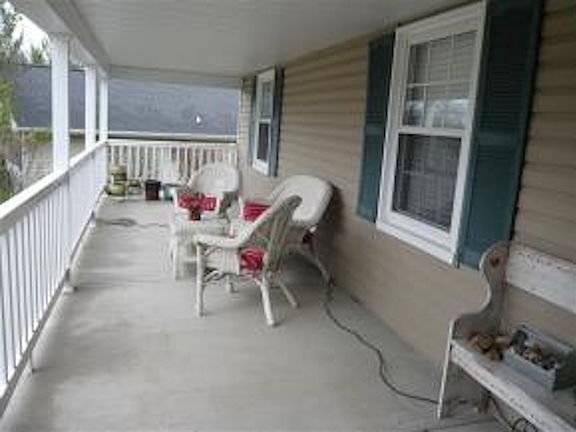 3rd image of 926 Lynwood Dr