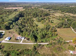 1832 S Walnut Grove Rd, Bloomfield, IN 47424