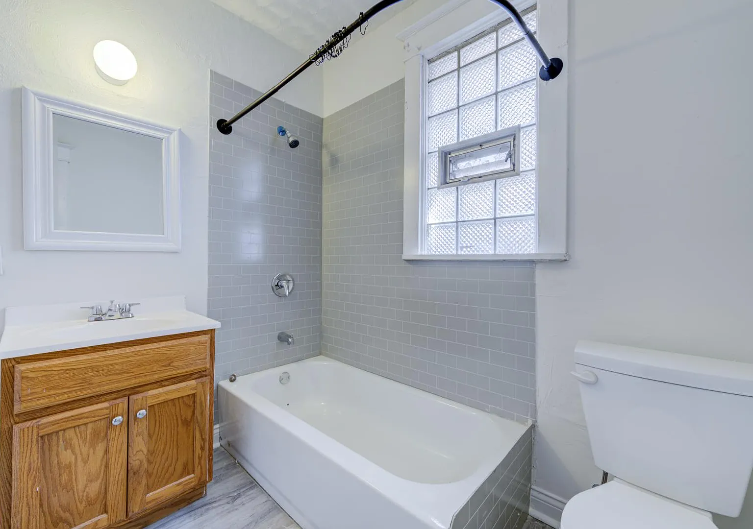 6997 Edison Ave — Photo 2