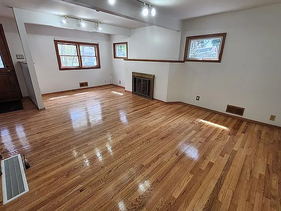 4th image of 47 Park Ave