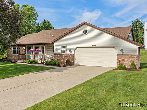 5th image of 6729 City View Dr