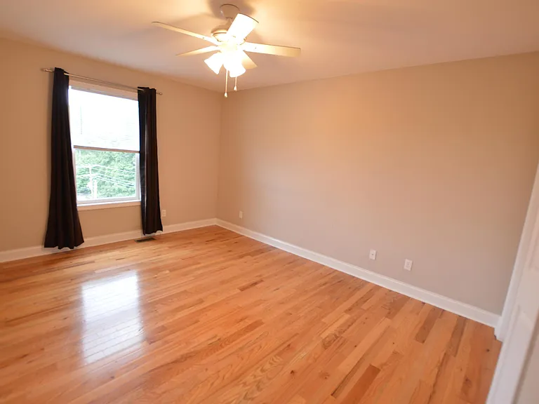 232 Newberry Ln — Photo 16