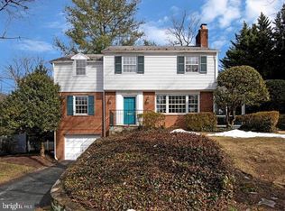 4907 Scarsdale Rd, Bethesda, MD 20816
