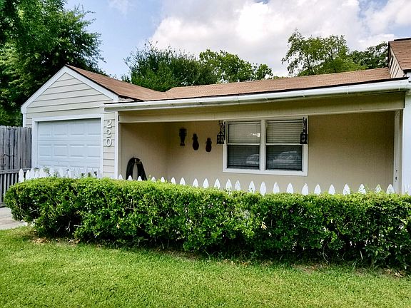 2nd image of 220 Mayhaw Dr