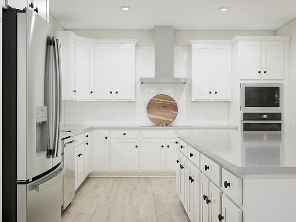 3rd image of 25628 Red Cherry Dr