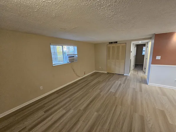 1158 3rd St APT 16, Beaver, PA 15009