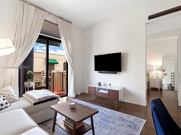 3rd image of 1805 Ponce De Leon Blvd APT 818