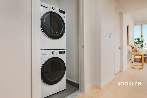 Rented by Nooklyn NYC LLC | media 43