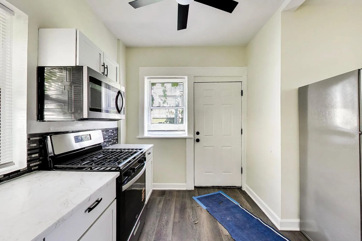 4 bed, $1,989 — Photo 4