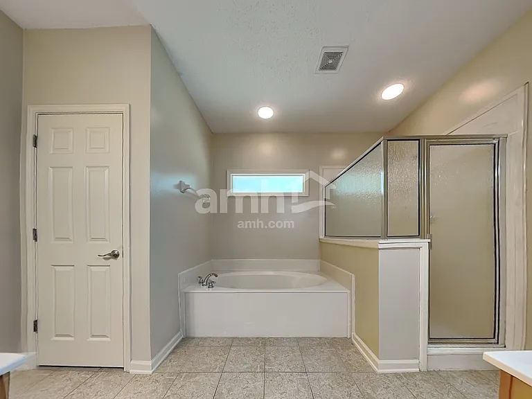 7450 Shadow Run Ln — Photo 13
