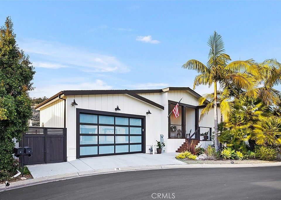 1st image of 15 Mira Las Olas