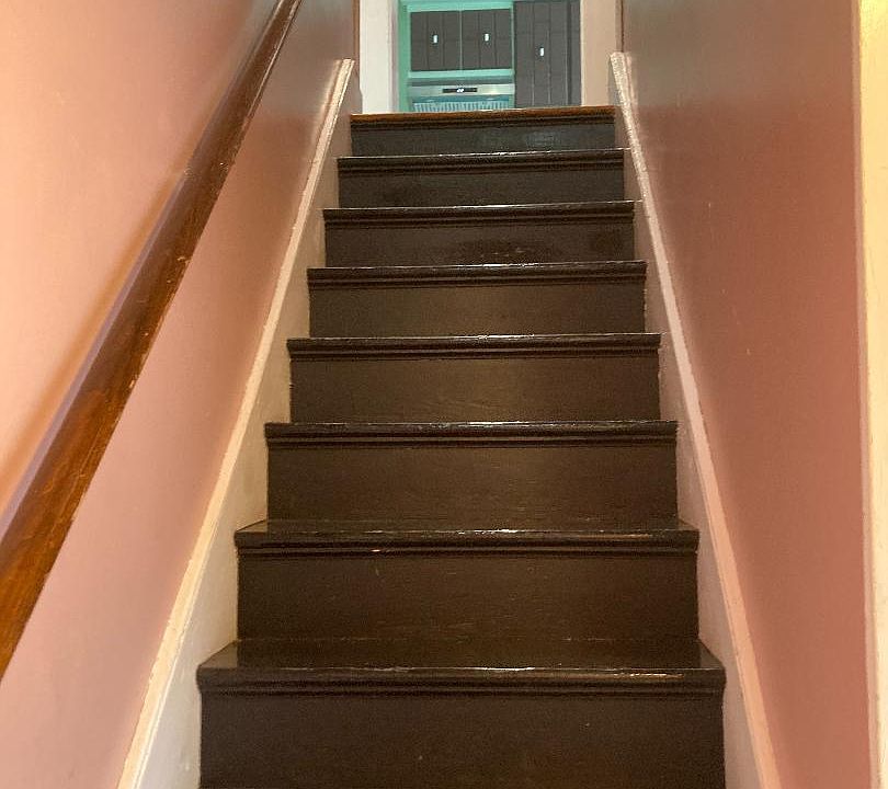 1st image of 426 Winspear Ave Floor 2