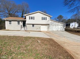 2696 Heritage Ln, Morrow, GA 30260