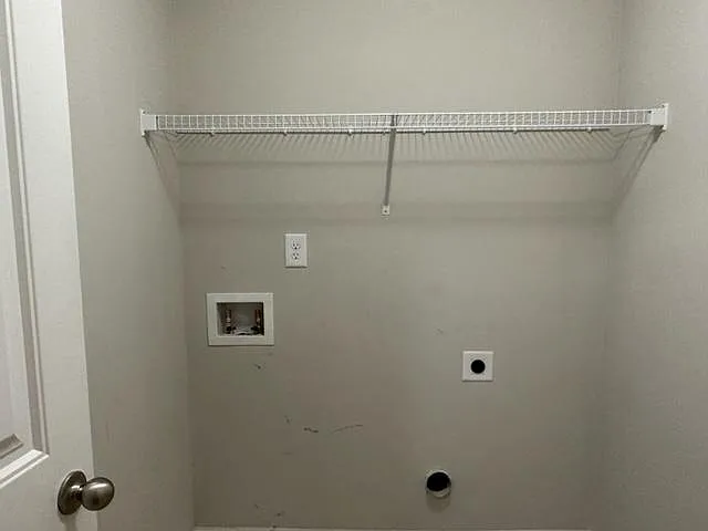 156 Amelia Dr — Photo 27