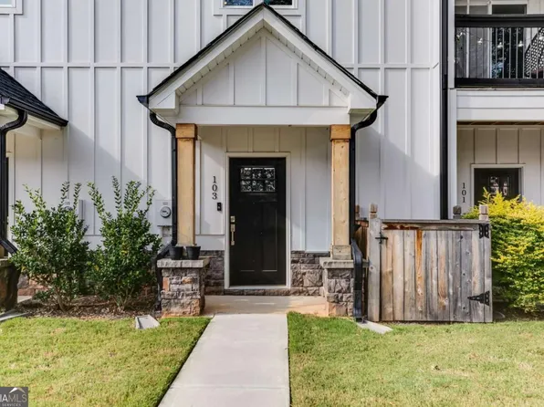 103 W Chandler St, Carrollton, GA 30117