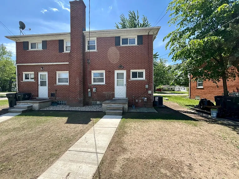 20351 E Eight Mile Rd — Photo 20