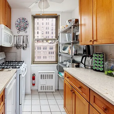 Rented by Corcoran | media 5