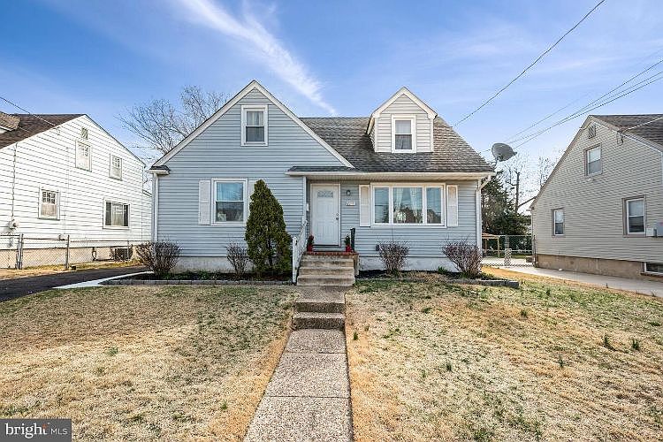 1st image of 5536 Toms Ave