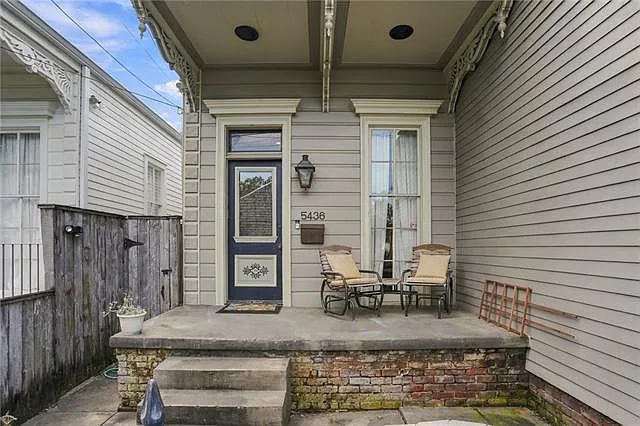 1 bed, 1.0 bath, 835 sqft, $2,200 — Photo 2