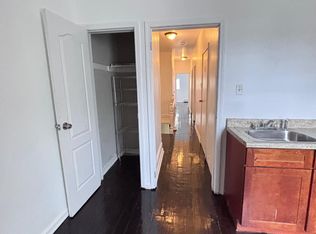 242 6th Ave W #2, Newark, NJ 07107