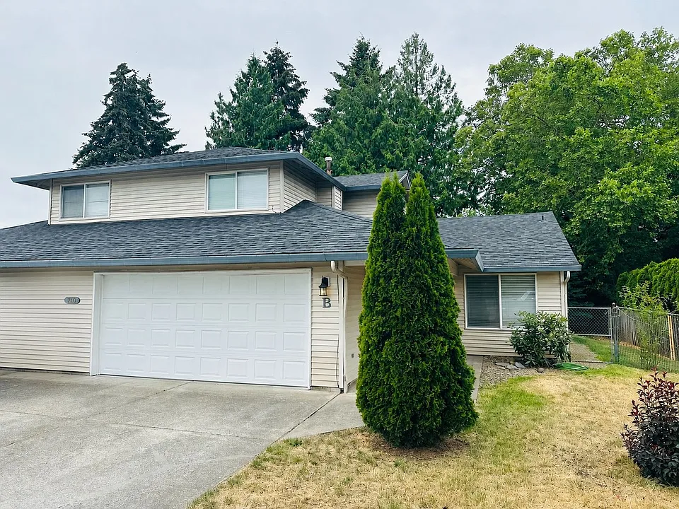 710 SE 135th Ct