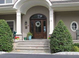 76 Gooseneck Point Rd, Oceanport, NJ 07757