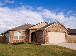 1695 S Towhee Ln, Fayetteville, AR 72701