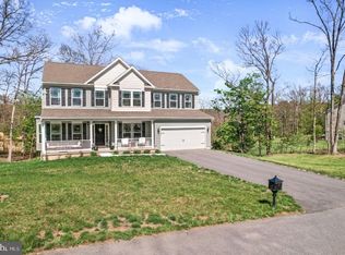 1561 N Lakewood Dr, Ridgeley, WV 26753