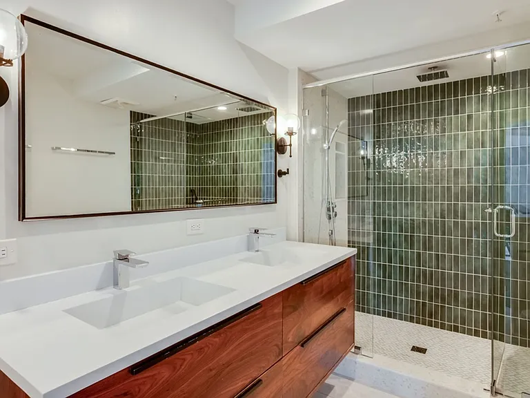 602 W Fir St W #105 — Photo 23