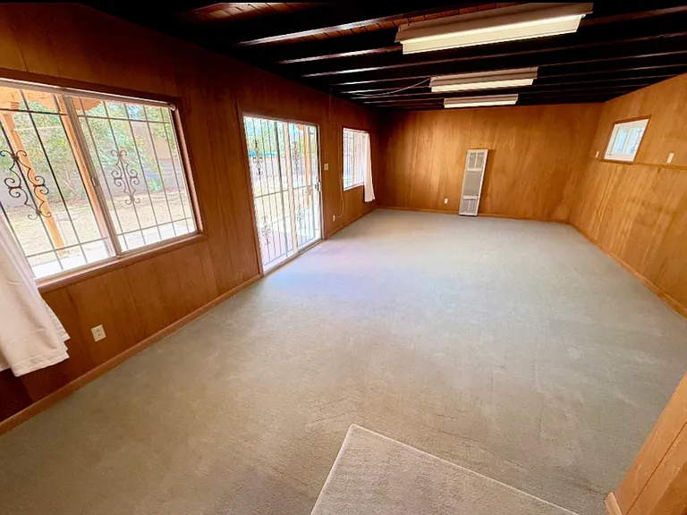 1333 Lafayette Dr NE — Photo 9