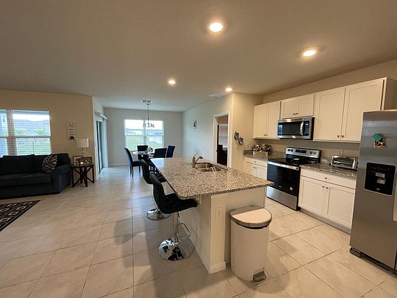 5th image of 430 Tanis Ave #430