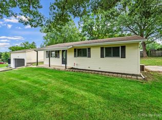 911 Florence St, McHenry, IL 60051