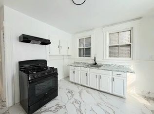 822 S 16th St FLOOR 1, Newark, NJ 07108
