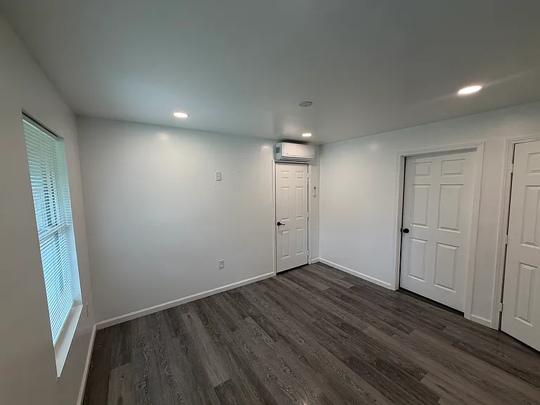 6205 Mary St #2 — Photo 12