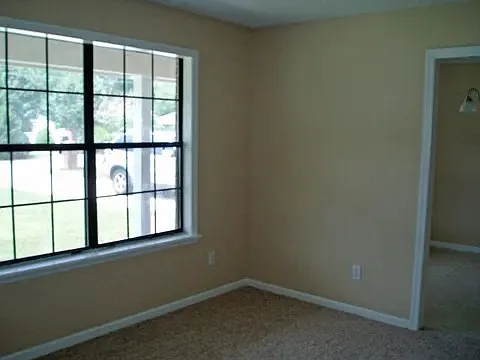 11 Kristen Ln — Photo 6