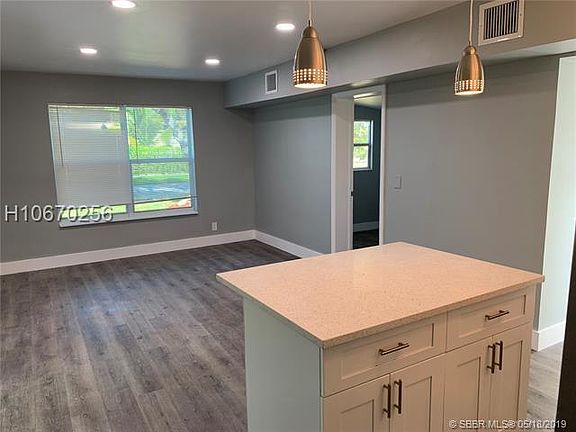5th image of 2760 NE 4th Court