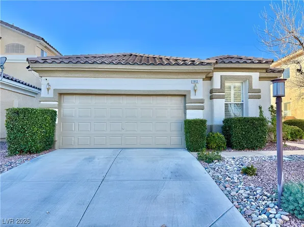 1913 Warrenville St, Las Vegas, NV 89117