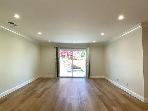 5th image of 650 Clara Vista Ave
