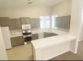 11809 Stonington St, Bakersfield, CA
