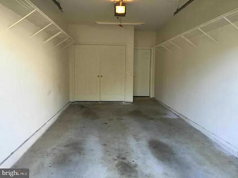 11402 Gate Hill Pl #E — Photo 17