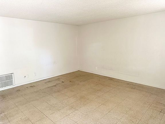 3rd image of 4092-4098 E Butler Ave #B