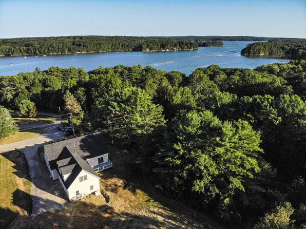29 Pleasant Street, Newcastle, ME 04553
